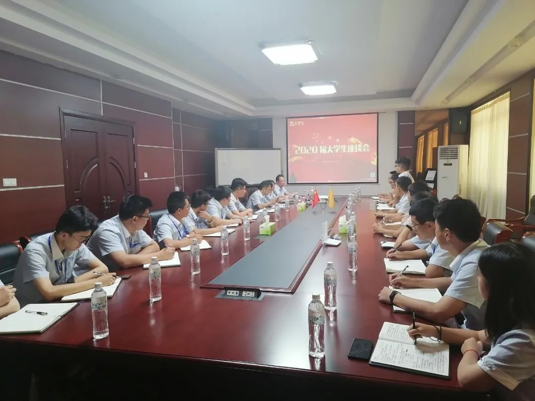 1599108952531078r6Pi.jpg 技術部1.jpg